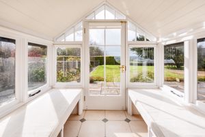 Porch/Sun Room